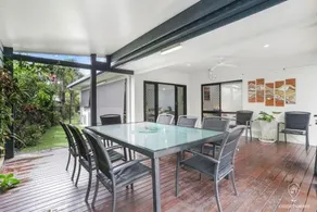 Driftwood House Home from Home in Kewarra Beach - Image 5