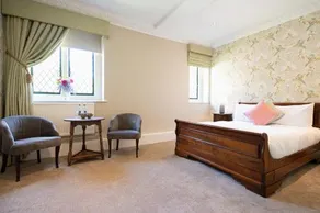 Miskin Manor Hotel And Health Club - Image 2