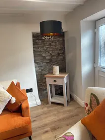 Charming 1-Bed Cottage in Brynmenyn - Image 3