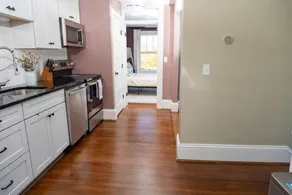 The Trailway Suite - The Historic Winona House - Image 4