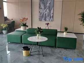 Green Tree Inn Express Hotel (Linyi Hedong Langya Ancient City Branch) - Image 2