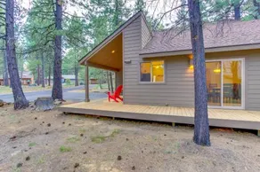 Renovated Cabin w/ Private hot Tub, Entertainment & Sharc Access! - Image 5