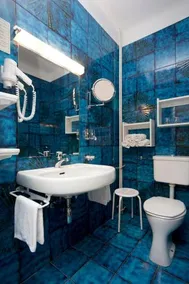 Tennis & Yacht Hotel - Image 4