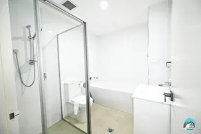 Aircabin Canterbury Cheerful 2 Beds Apt - Image 5