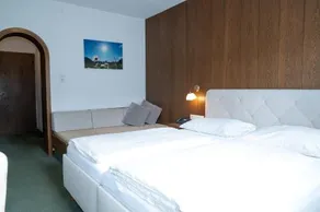 Hotel Sonnhof - Image 4