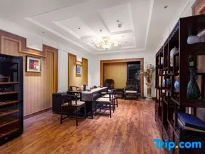 Jinan Jihua Mansion (Daming Lake Quancheng Square Shop) - Image 4