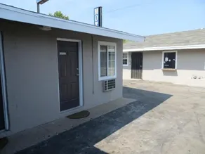 King's Lodge Motel - Image 3