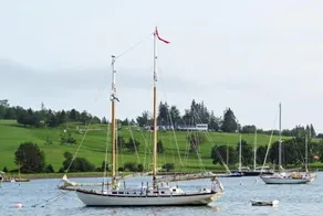 Topmast Motel - Image 2