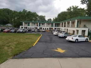 Lee Motel - Image 2