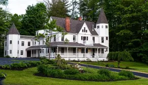 Hideaway Inn Lenox - Image 1