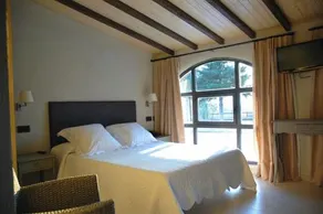 Hotel Mas El Cuquello - Image 2