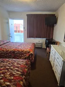 Fountain Motel - Image 2