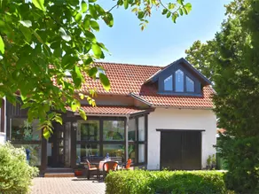 Sophisticated holiday home in Thuringia with sunroom, garden and terrace - Image 2