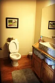 Alpine Retreat Bed & Breakfast - Image 2