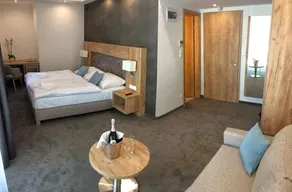 Diana Hotel - Image 4