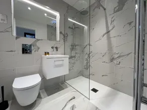 Isleworth Apartments - Image 3