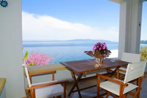 Athena Charming apt with stunning view - Image 3