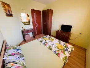 Kastela Guest House - Image 4
