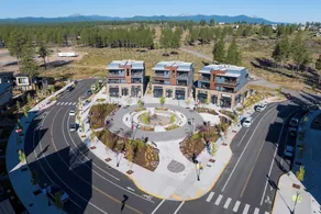 2 Units Minutes to Downtown Bend Hot Tub 1208 Skyline Ranch by Avantstay - Image 2