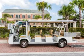 Snowbird-friendly Condo W/shared Outdoor Pool and Basketball Court - Image 4