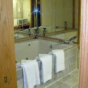 Parkside Hotel & Convention Center - Image 5
