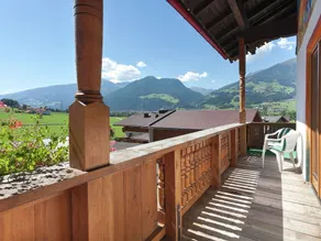 Sunlit Farmhouse Near Hochzillertal Ski Area in Tyrol - Image 3