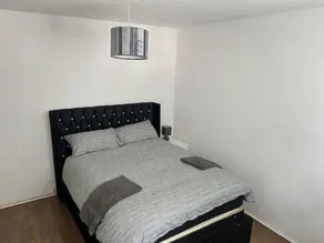 Charming 2-bed Apartment in Hemel Hempstead - Image 3
