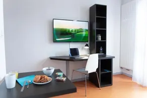 Comfort Aparthotel Besancon Hauts du Chazal - Image 3