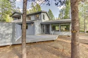 Bright Family-friendly Home w/ Private Hot Tub & 8 Sharc Passes to Pools/tennis - Image 4