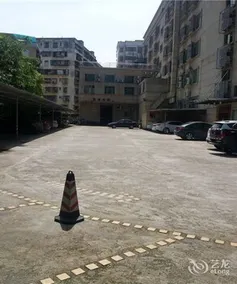 Peninsula Hotel Zhaoqing - Image 4