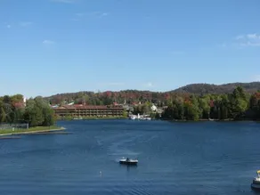 Pine Knoll Lodge & Cabins Inc - Image 4