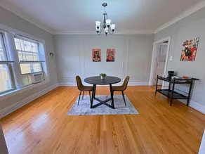Charming 1BR in Evanston - Hinman B3 - Image 3