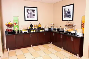 Hampton Inn & Suites Amarillo West - Image 5
