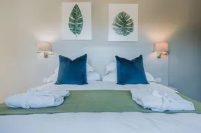 The Edge Boutique Bed and Breakfast - Image 4