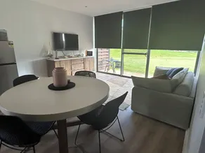 Lovely 1 Bedroom Holiday Apartment - Image 3