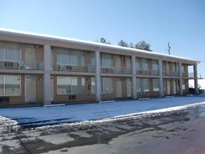 Executive Inn Of Seneca - Image 3