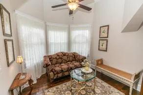 Riverside Gables Bed and Breakfast - Image 5
