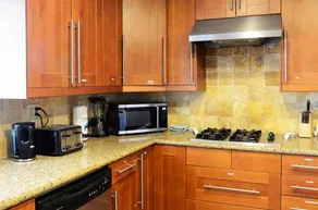 Valley Gem, Luxurious 5 Bedroom 3 Bath, Sleeps 12 - Image 4