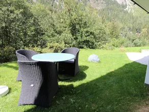 Spacious Apartment In Saint Niklaus Near Mattertal Ski Area - Image 2
