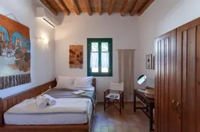 traditional sunnyside home - Image 5