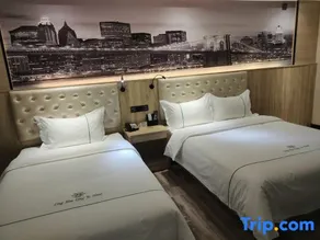 Fan County Lianduo Apartment - Image 3