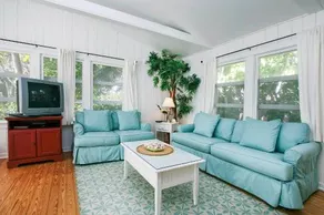 Colony Inn - Image 3