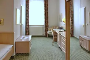 Hotel Westfalenhof & Appartementhaus Heimburg - Image 3