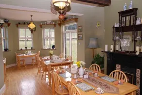 Kilburn House  B&B - Image 5