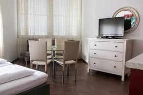 Boardinghouse Innsbruck - Image 2