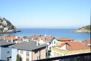 Friendly Rentals Chillida - Image 4