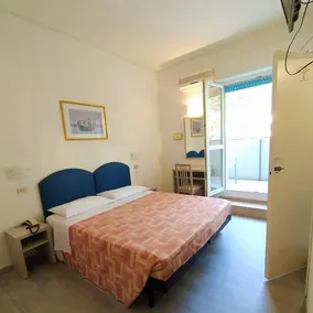 Hotel Capri - Image 5