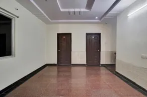 Flagship Hotel Lavish Stay - Image 2
