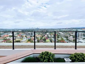 New Apartment close to Westfield and Hospital - Image 4