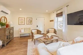 Downtown Luxury Farmhouse Apartment #2 - Image 2